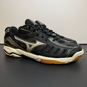 Womens MIZUNO Wave Rally 4 Volleyball Shoes / Size 8